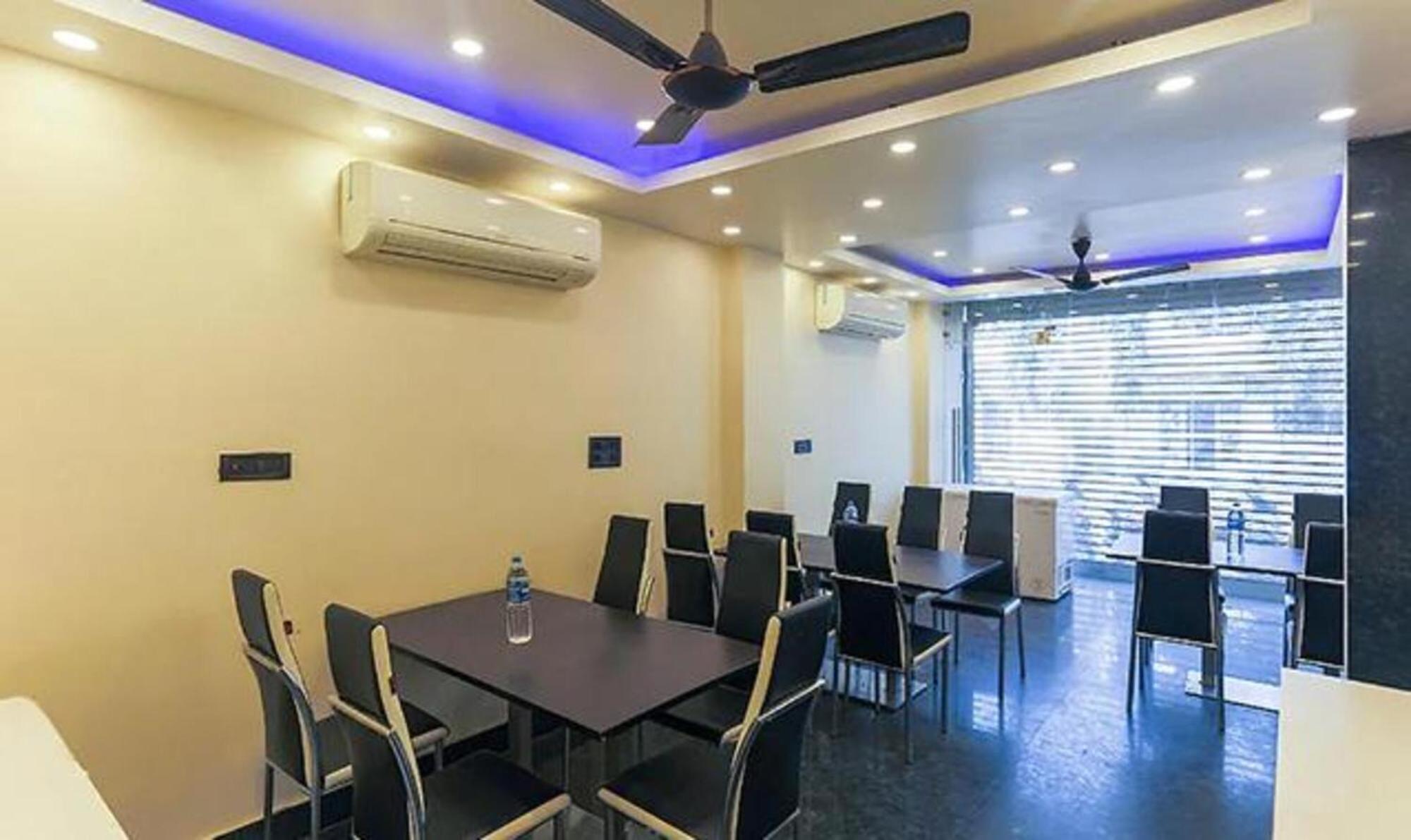 Fabhotel Aspiring Inn Jādabpur Exterior photo