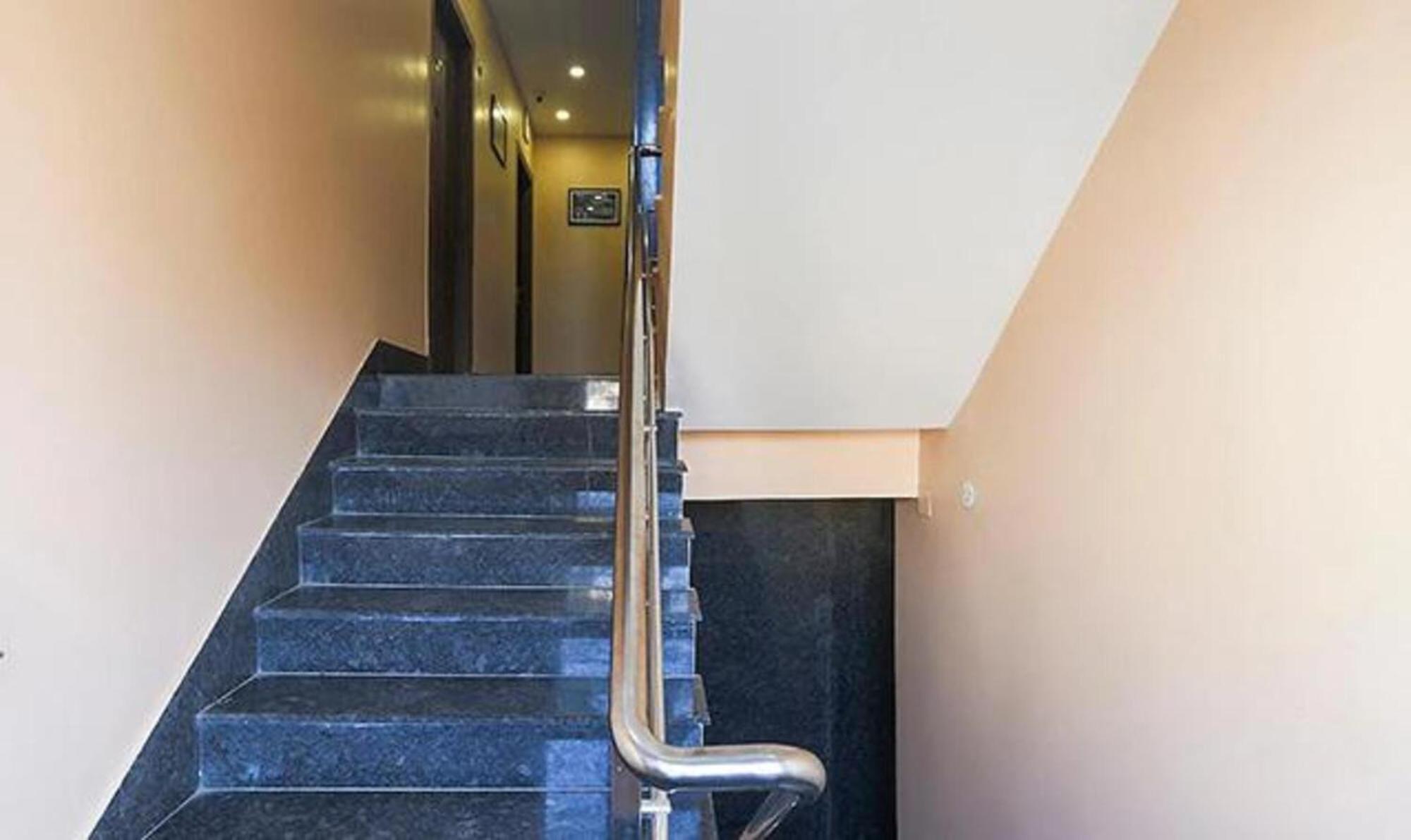 Fabhotel Aspiring Inn Jādabpur Exterior photo